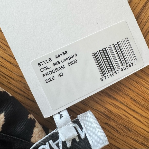 NWT Ganni Size 40 US 8 Savannah Leopard Swimsuit One Piece Removable Pads Ruched - Picture 8 of 10